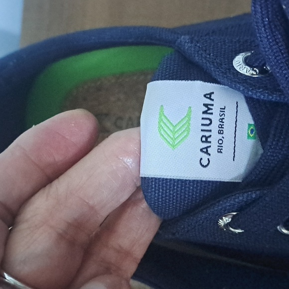 Cariuma Navy Blue Low Top Canvas Sneakers - Picture 5 of 10